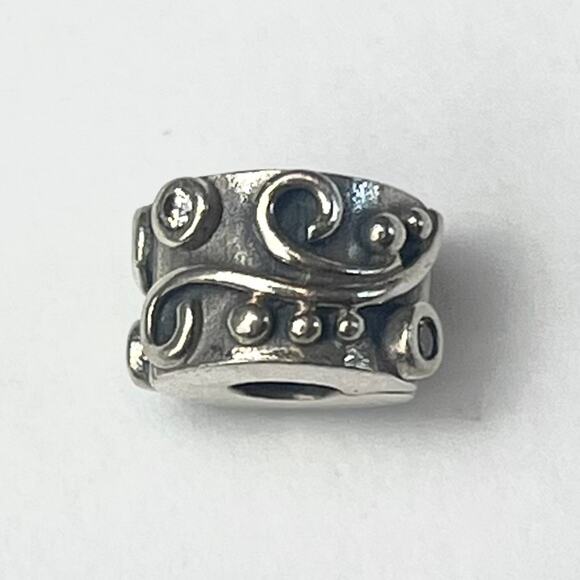 PANDORA Sterling Silver Clear CZ Tendril Swirl Clip Rare Retired Bead Charm - Picture 1 of 9